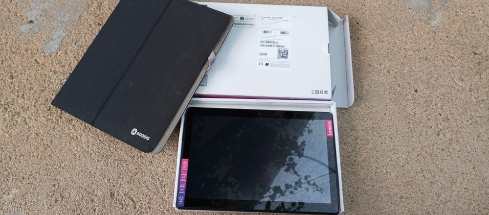 Lenovo Tab M10 Tablet + Case64738803031809121