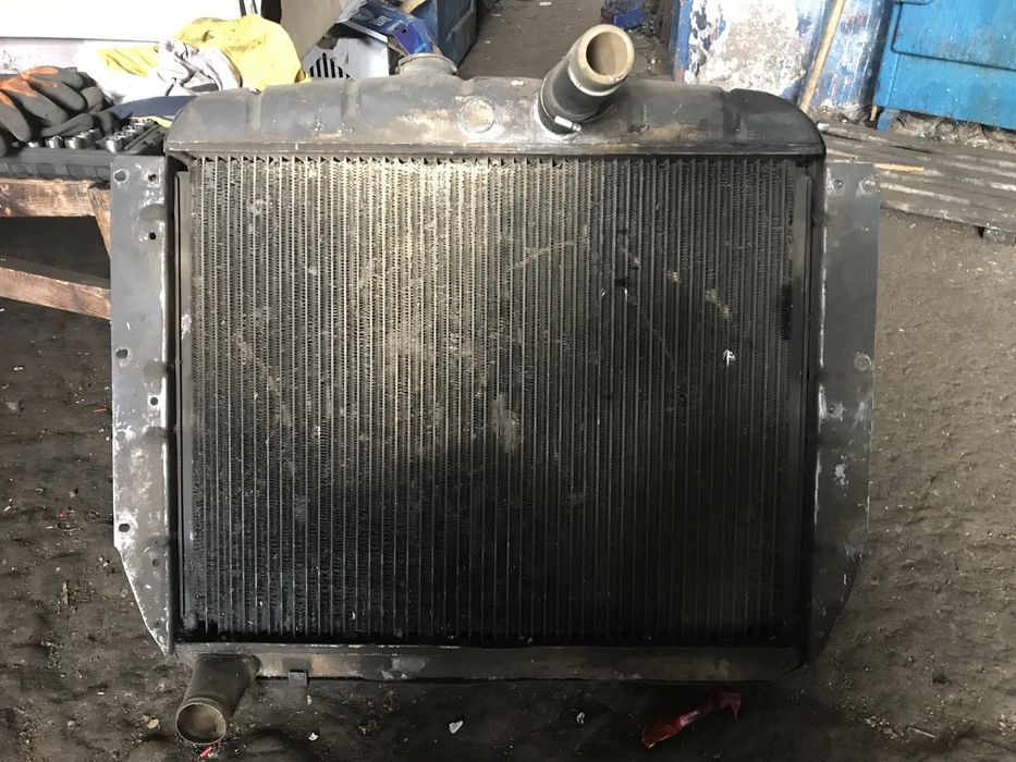 Радіатор зіл  жалюзі газ 53