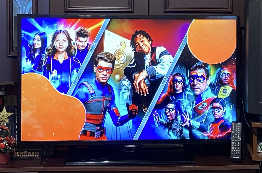 Телевизор Samsung UE42F5020AK