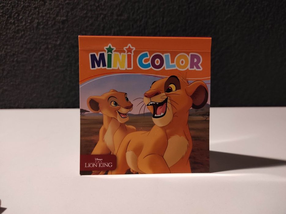 Król Lew mini kolorowanka podróżna Disney