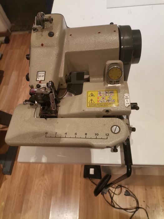 Maquina de costura