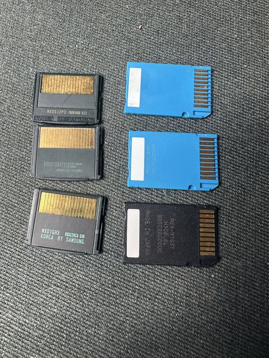 Карта пямяти olympus , SanDisk