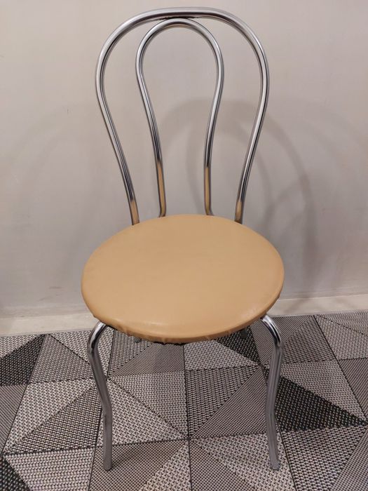 Стулья кухонные в идеальном состоянии