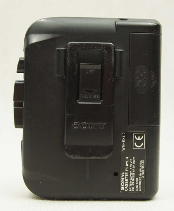 カセットウォークマン　SONY WM-EX112 海外企画 SONY WALKMAN WM-EX112 カセットプレーヤー | TAPE PACKS