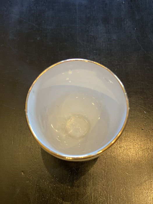 Conjunto de 2 taças de ovo em porcelana – motivo cão