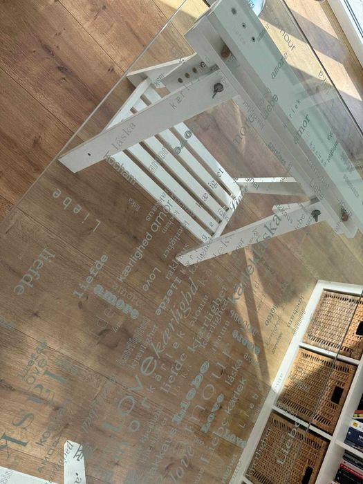 Mesa de escritório + cadeira