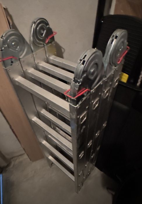 Escada telescópica 4x4