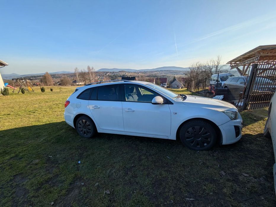 Chevrolet Cruze Chevrolet Cruze 1.7 bogata wersja - uszkodzony silnik