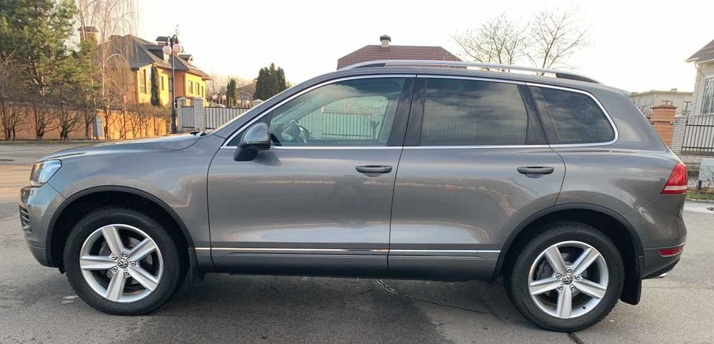 VOLKSWAGEN  Touareg  3.0 TD, 2014р,  87000 км - ор пробег !!!