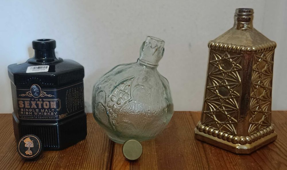 Бутылка стеклянная