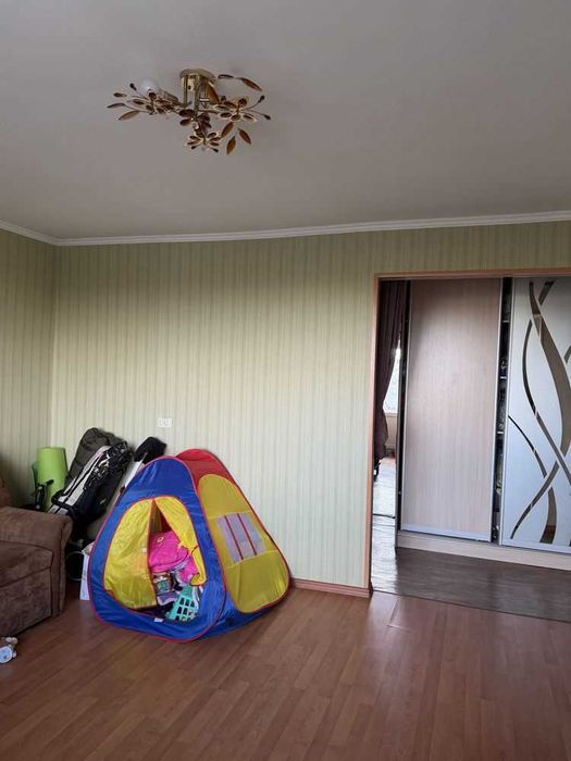 2-к в цегляному будинку 52 кв/м з роздільними кімнатами
