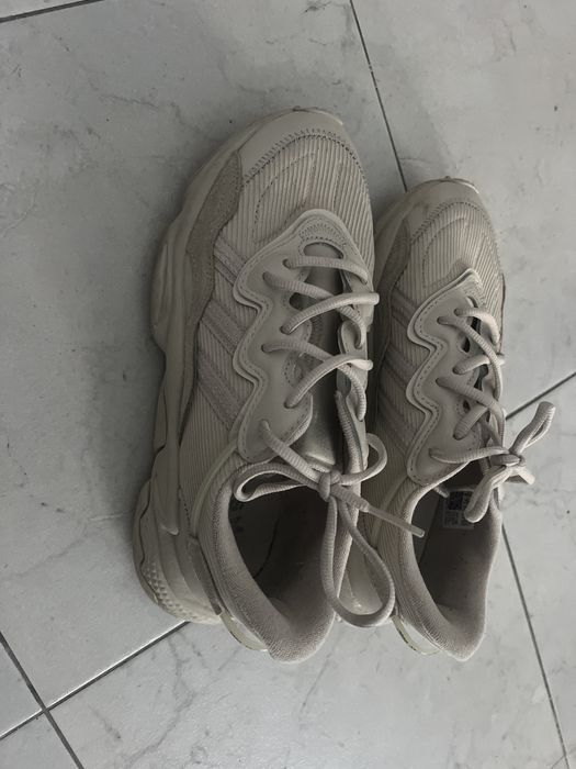 Tenis Adidas  OZWEEGO