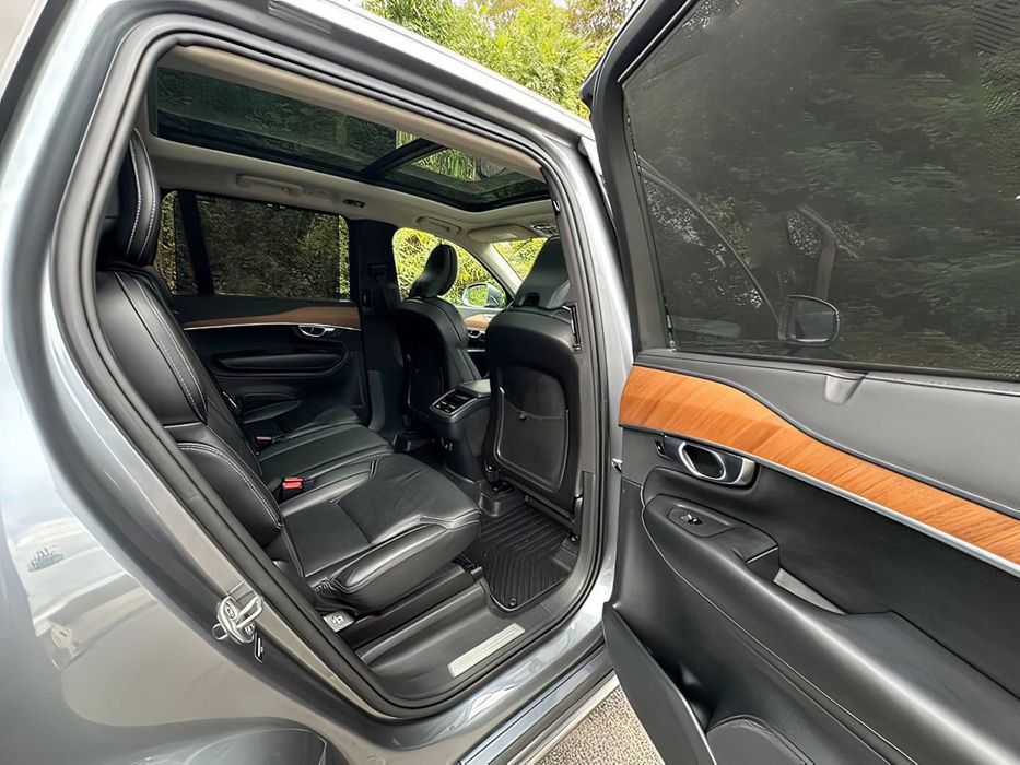 Volvo XC90      2019