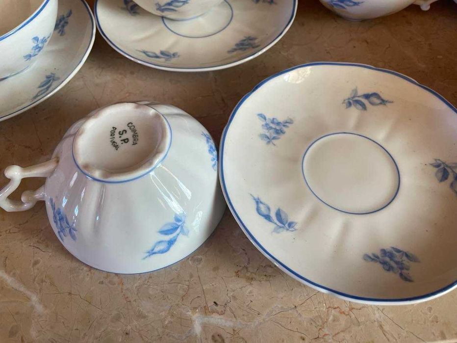 Conjunto de 11 chávenas chá S.P.de Coimbra. Antigas