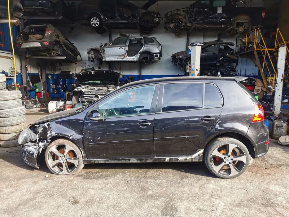 Peças Volkswagen Golf V do ano 2004