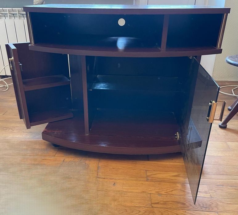 Тумба під телевізор