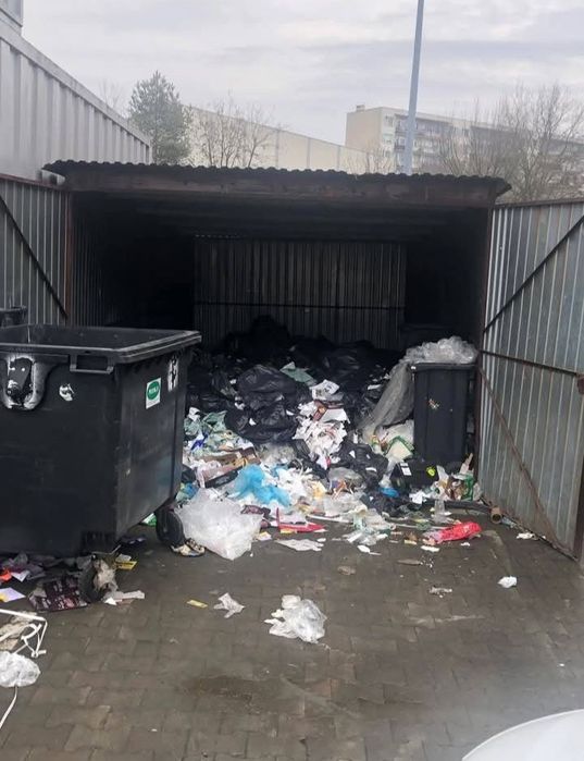 Firma sprzątająca  poleca swoje usługi