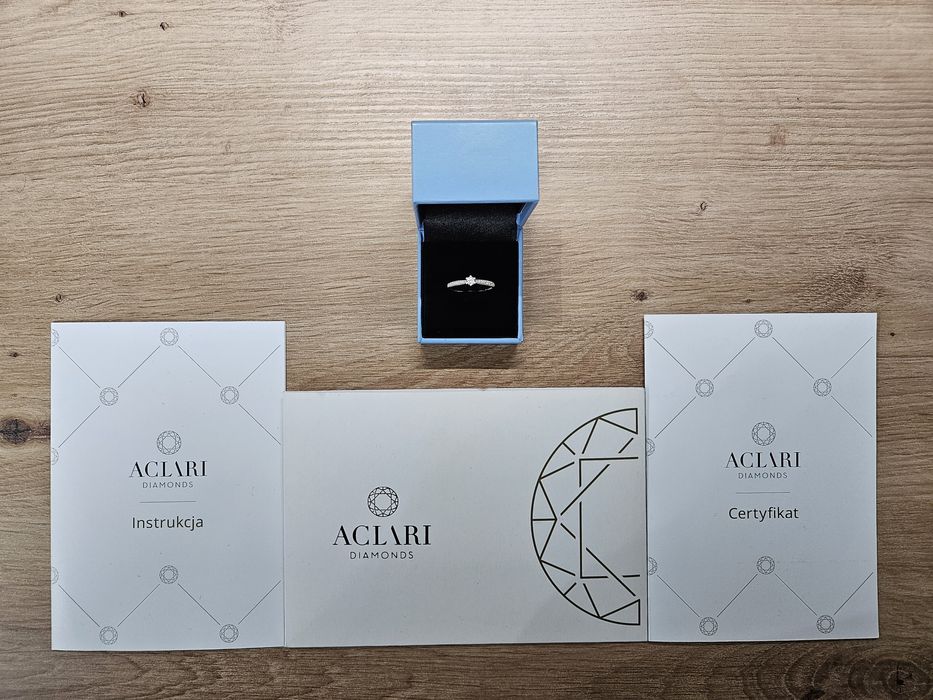 Pierścionek zaręczynowy białe złoto pr. 585 diament Walentynki