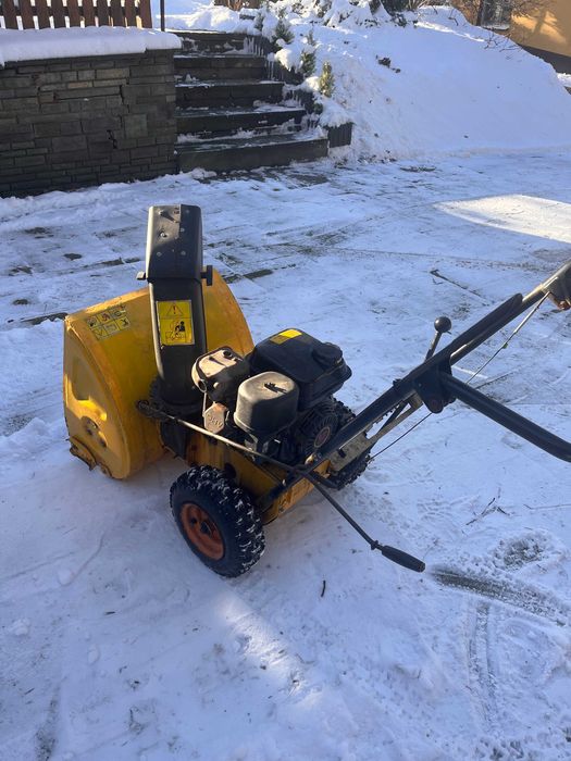 Odśnieżarka spalinowa