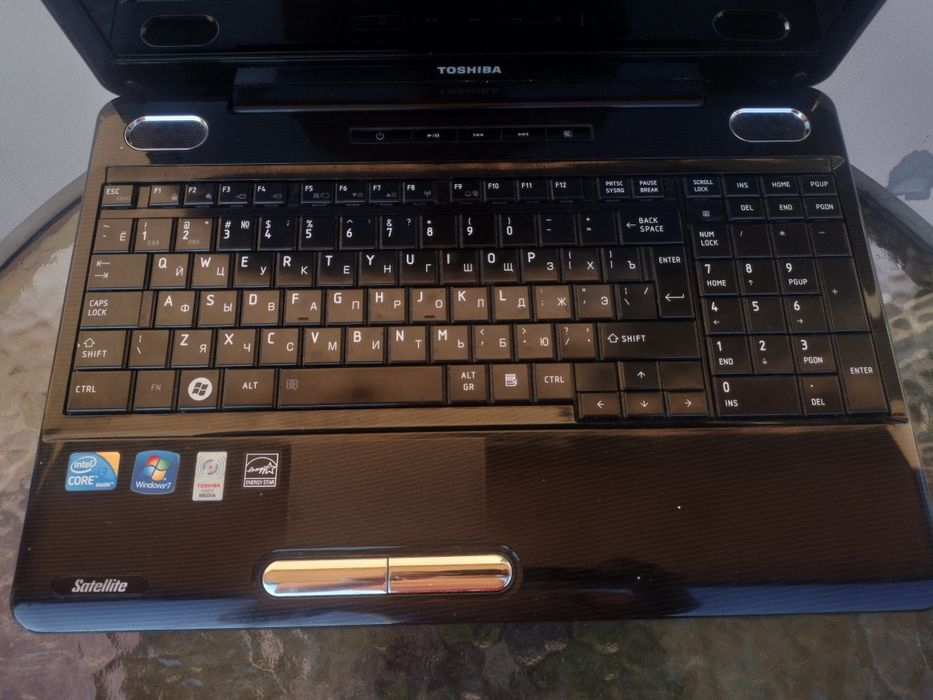 Ноутбук Toshiba Satellite