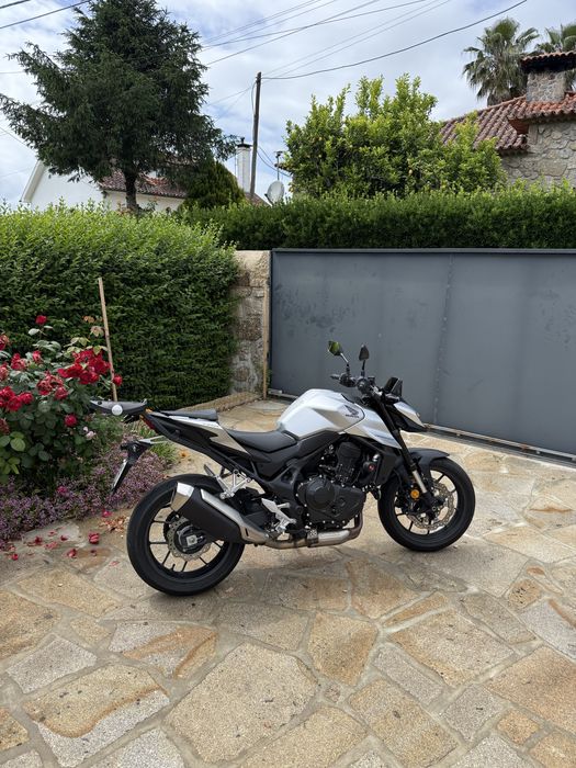 Honda CB750 Hornet 2025 (65kw)