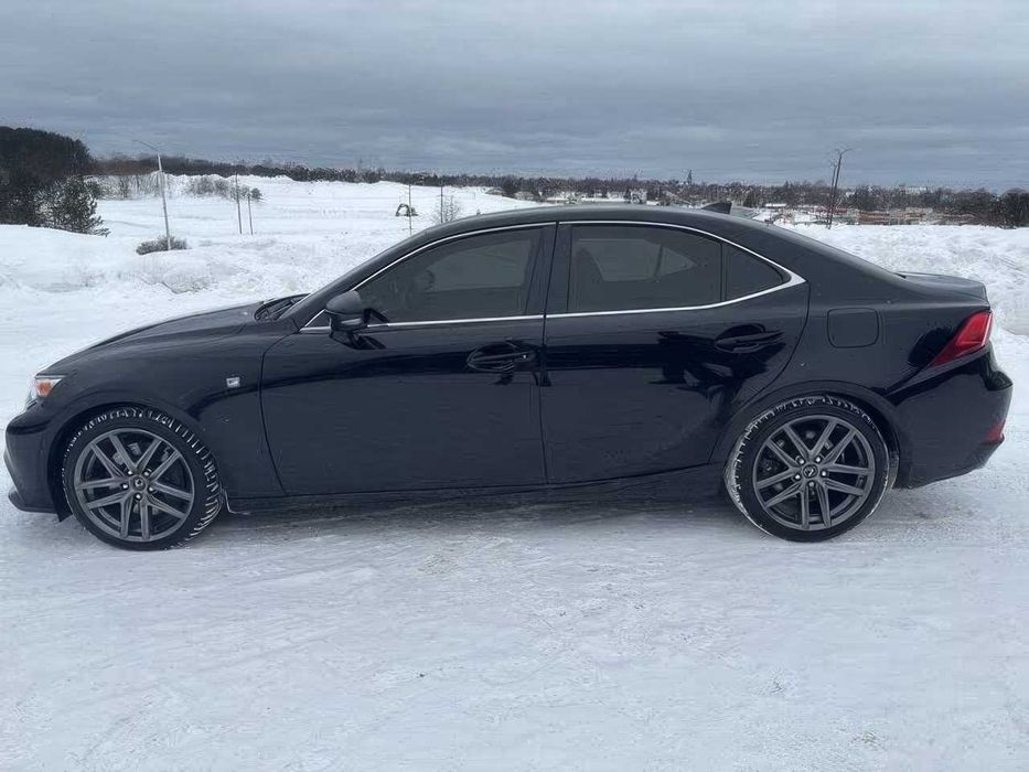 Lexus IS 300      2016