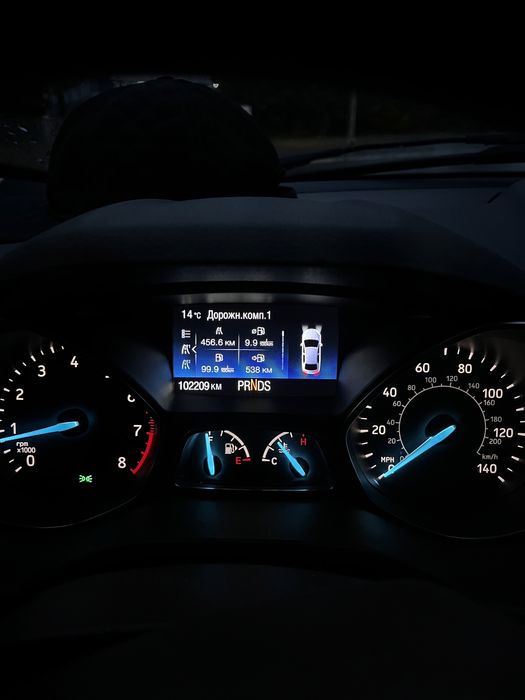 Продам Ford Escape