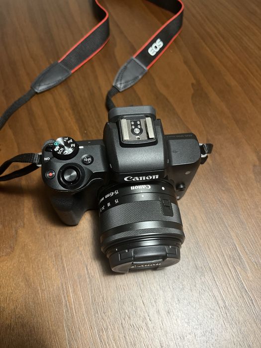 Camera canon M50 MK II + 15-45mm