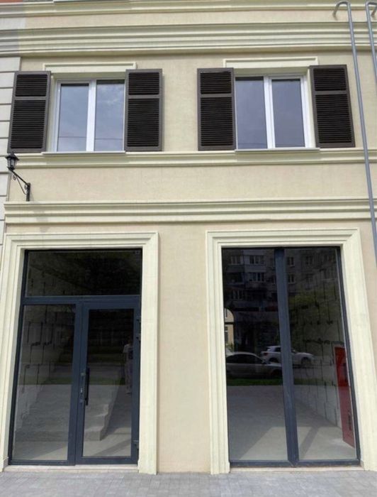 ФАСАД! Двухуровневое Помещение 150 метров! ЖК VIA ROMA!