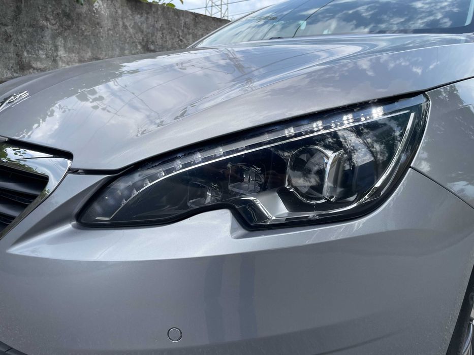 Peugeot 308 SW 1.2i - Distribuição trocada! - Impecável
