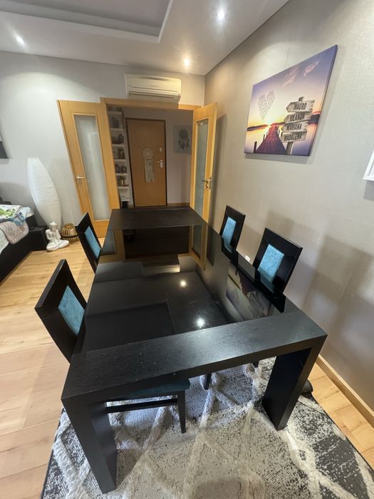 Mesa extensivel e cadeiras Antarte