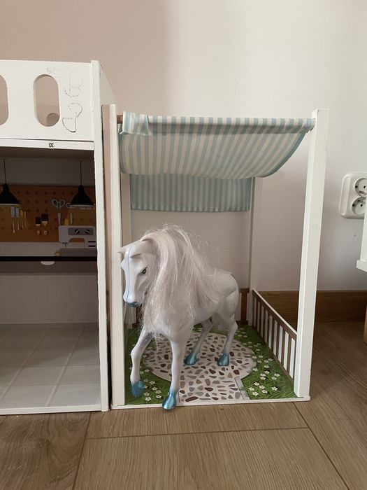 Domek dla lalek z akcesoriami