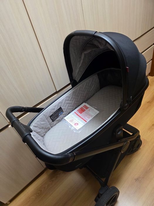 Дитячий візочок Carrello Ultimo 2в1