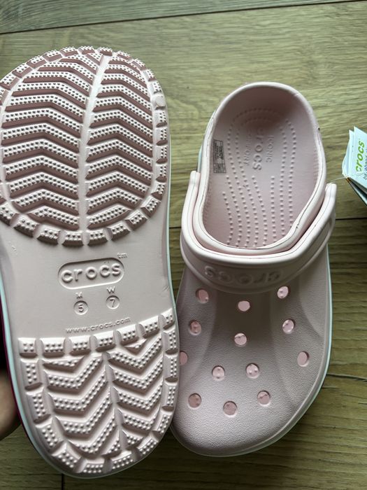 Crocs pudrowy róż klapki 37-38