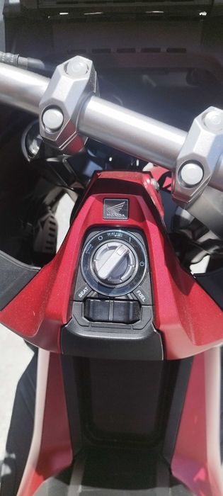 Mota ADV 350 como nova