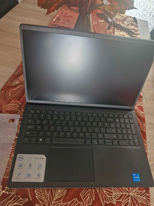 Sprzedam nowego laptopa
