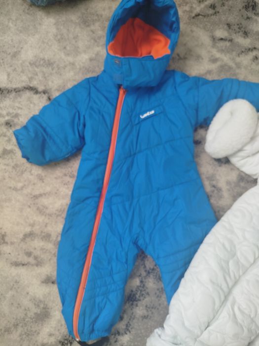 Віддам безкоштовно синій комбінезон