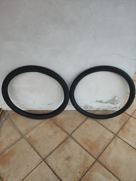 Pneus de bicicleta rodado 26.
