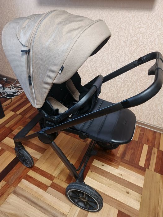 Прогулянковий візок (коляска) Carello Ultra