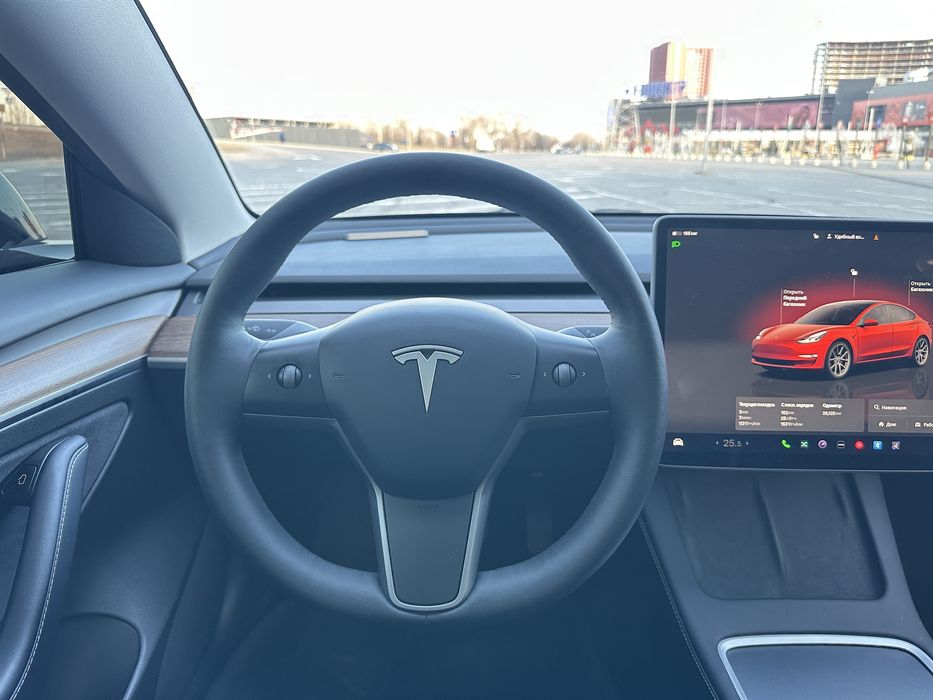 тесла 3 2022 рік