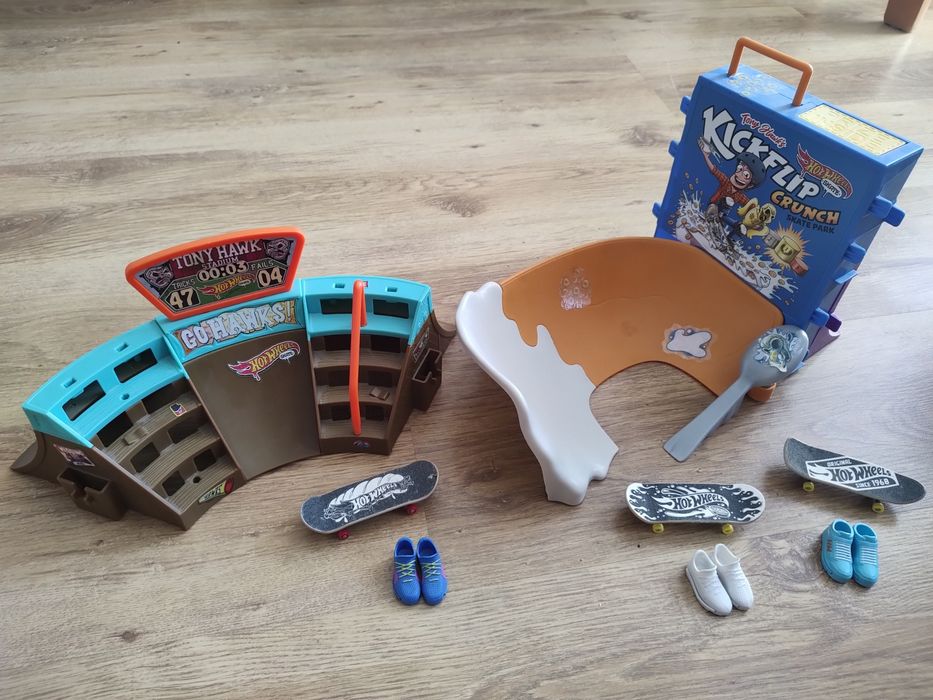 Hot wheels skatepark