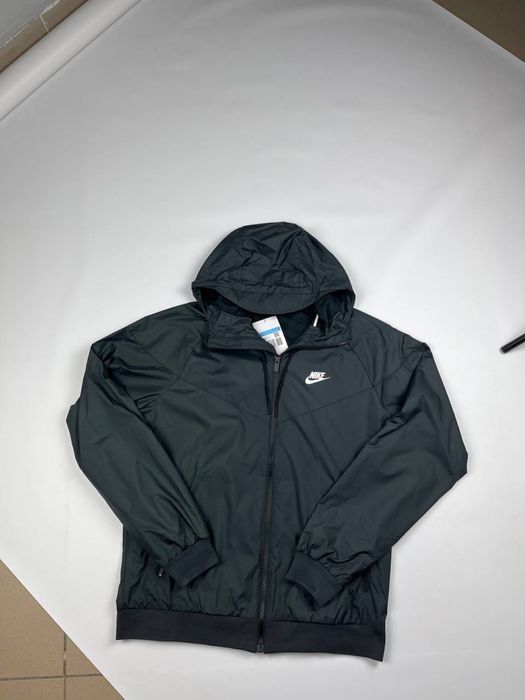 Вітровка Nike WINDRUNNER, легка вітровка Найк M розмір