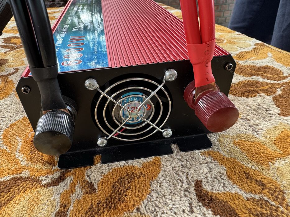 Якісний Інвентор 6000W