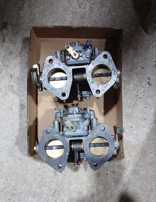 Conjunto carburadores  Weber 40 dcom