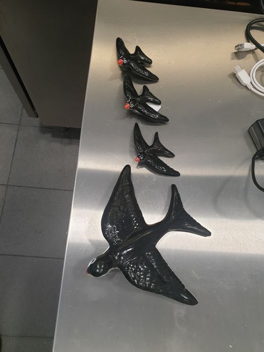 Andorinhas em ceramica