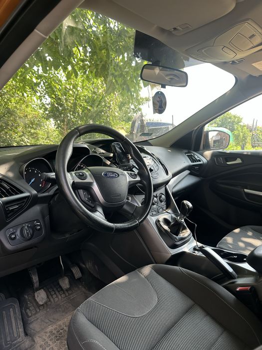 Ford Kuga Uszkodzony silnik