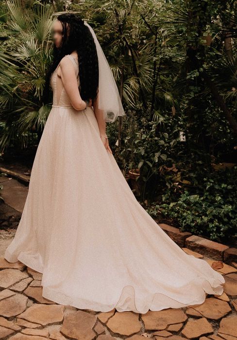 Весільня сукня, Свадебное платье