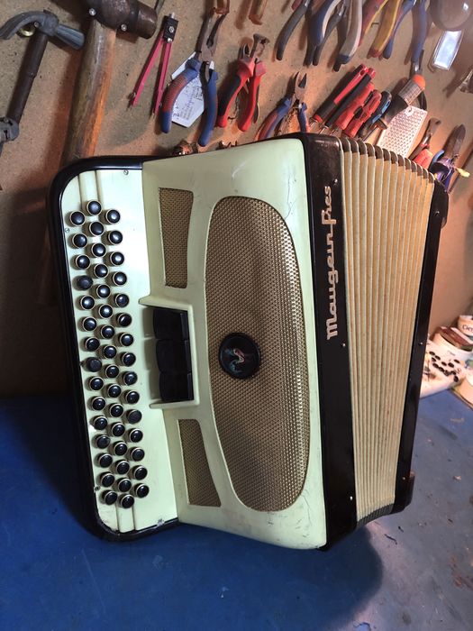 Acordeon MougeinFres