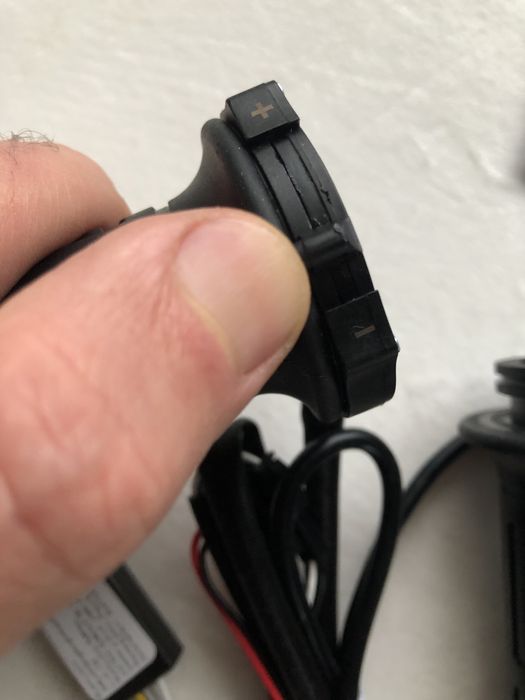 Гріпси руля, мото ручки з підігрівом, теплі мото ручки.