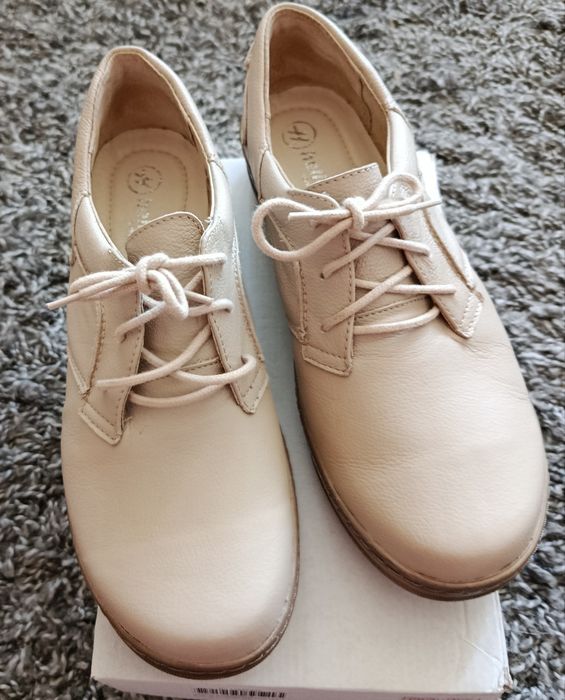 Buty firmy Helios roz 42